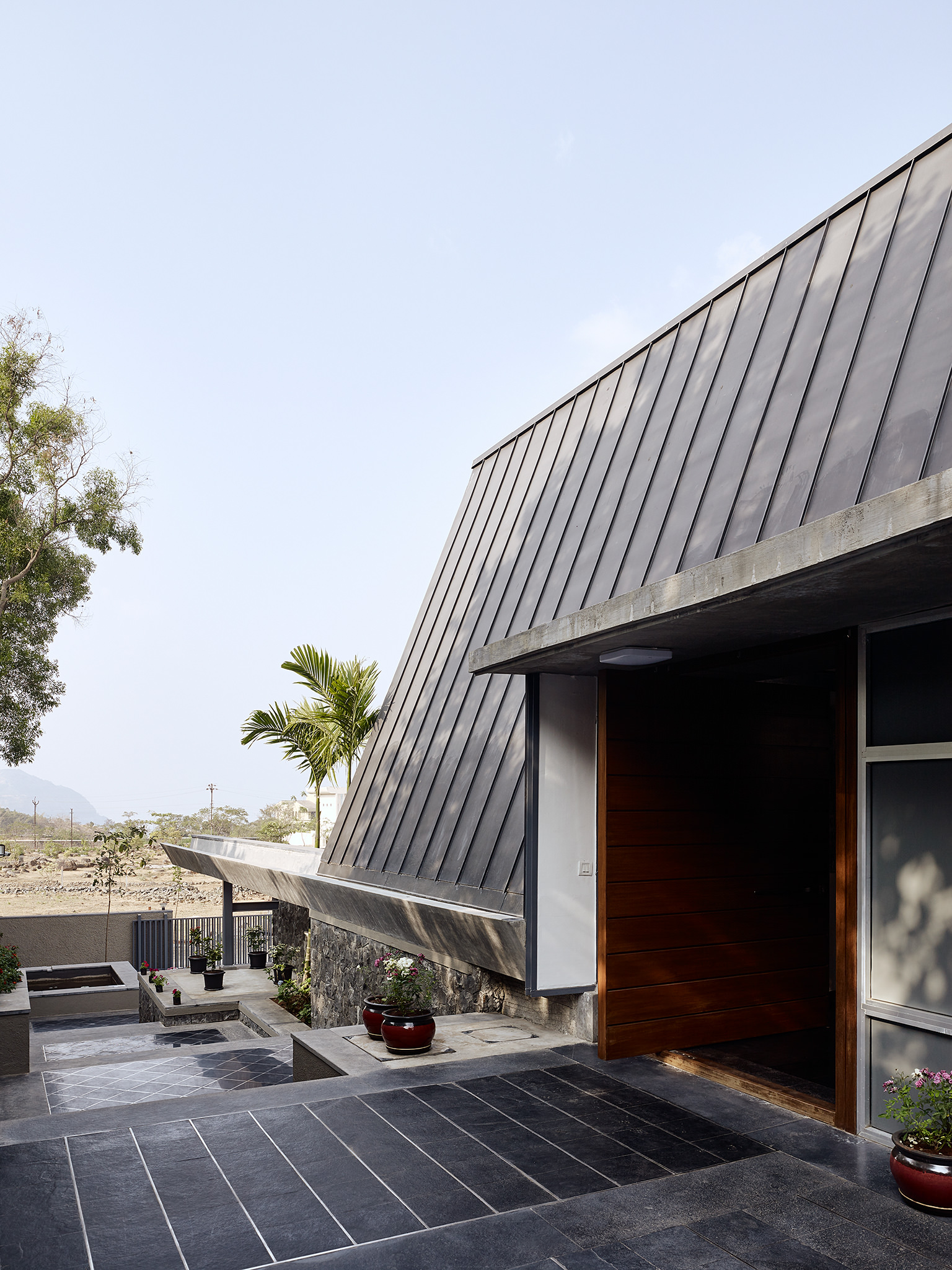 E17620 · Opolis Khandala House